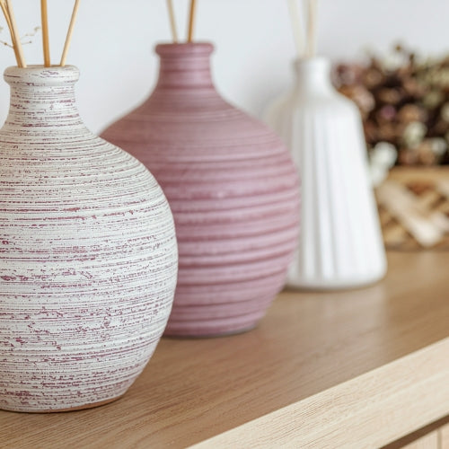Les cadeaux déco incontournables de la fin d’année : vases design, vases modernes et objets premium