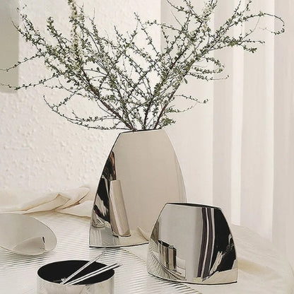 Vase Moderne en métal lisse - Vase en métal